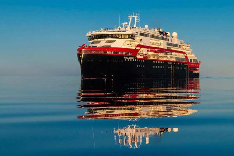 Hurtigruten Roald AmundsenRoald Amundsen