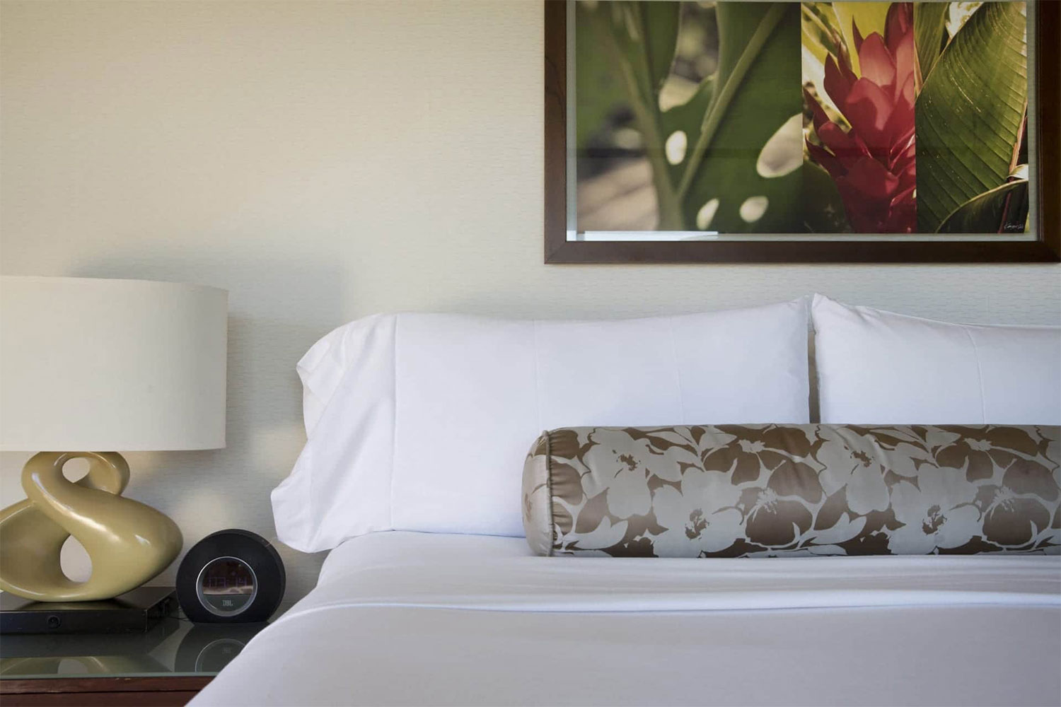 best hotels in hawaii lotus honolulu 4