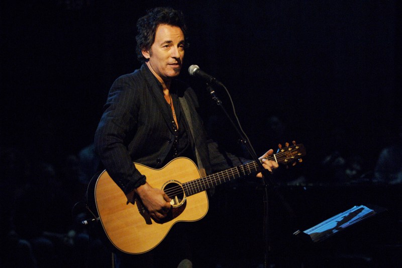 Bruce Springsteen acoustic performance