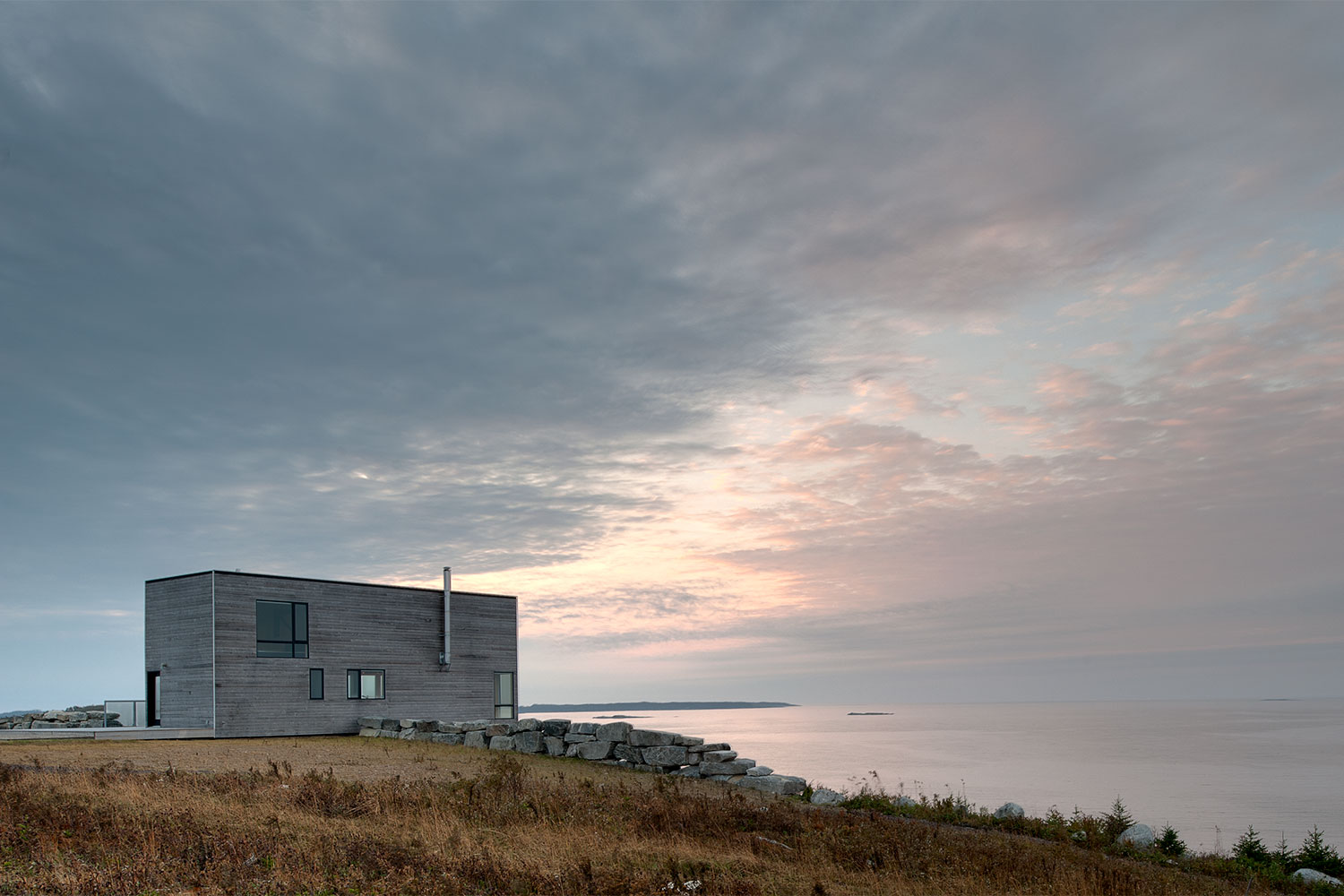 cliff house mackay lyons sweetapple architects limited nova scotia 10