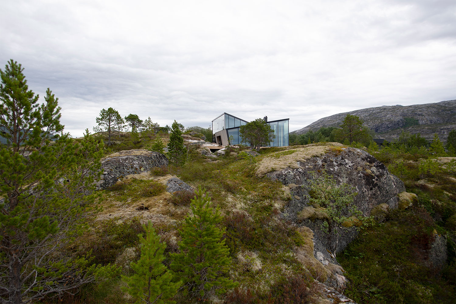 efjord cabin glass house norway snorre stinessen architecture 5