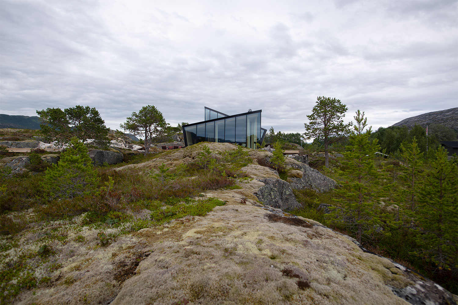 efjord cabin glass house norway snorre stinessen architecture 6