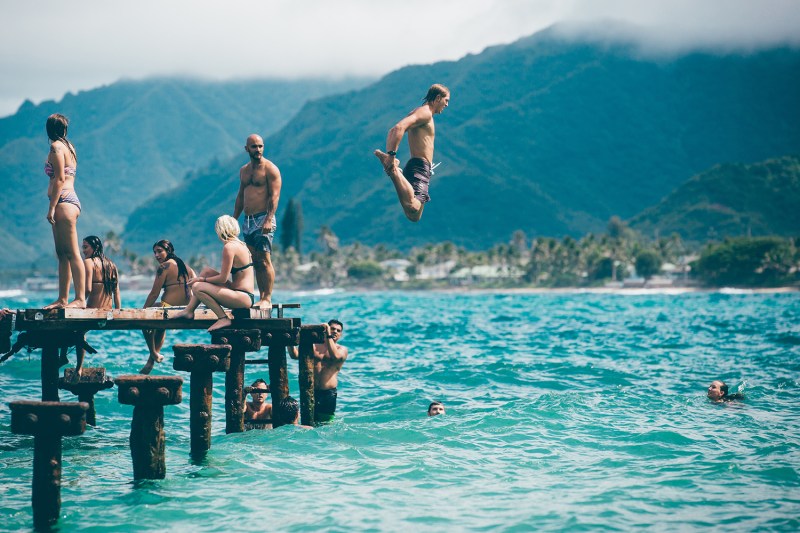 swimming dock ocean jump group