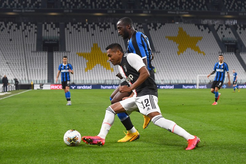 Allianz Stadium Serie A Juventus Inter Milan Soccer Stadium MRomelu Menama Lukaku Bolingoli Alex Sandro