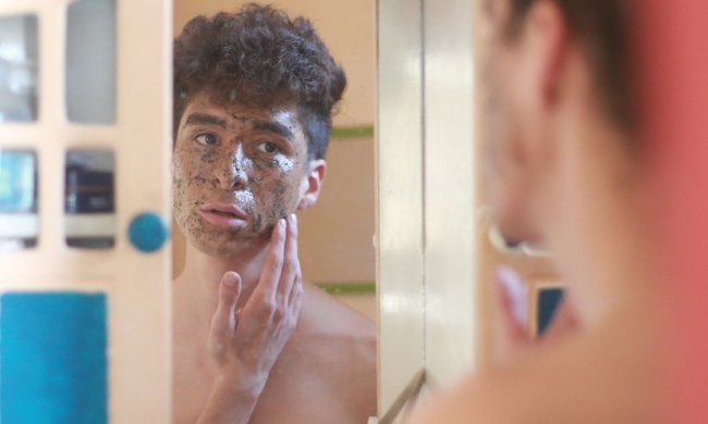 Exfoliating Face Scrubs