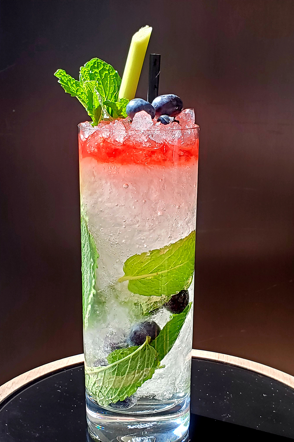 Rhu-berry mojito