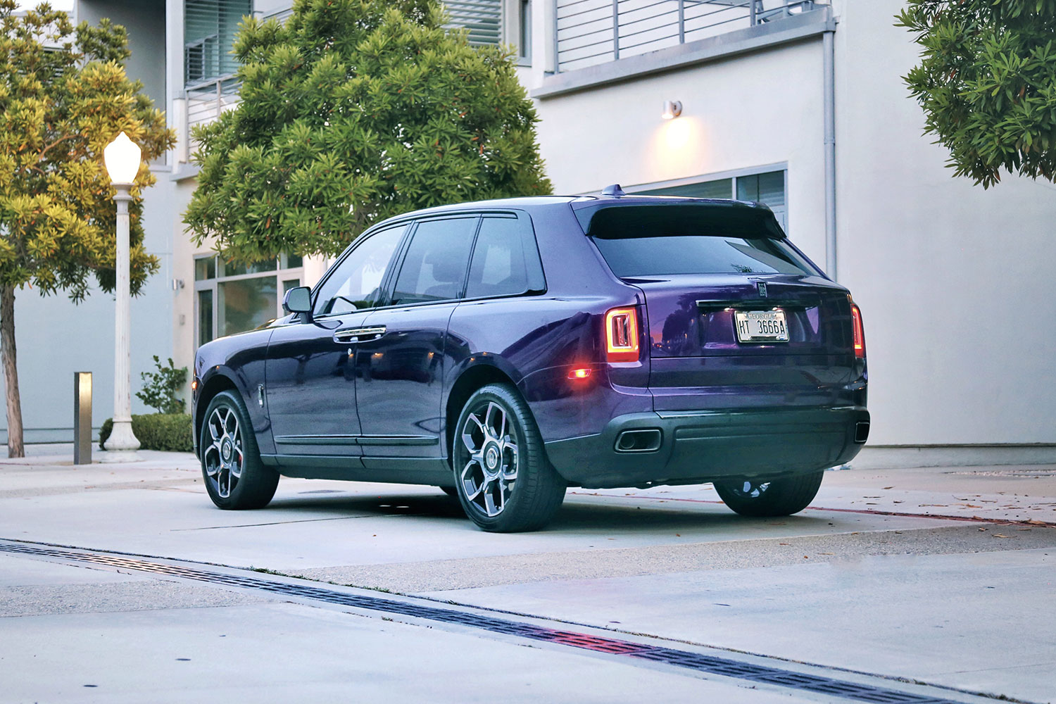 2020 Rolls-Royce Cullinan Black Label review