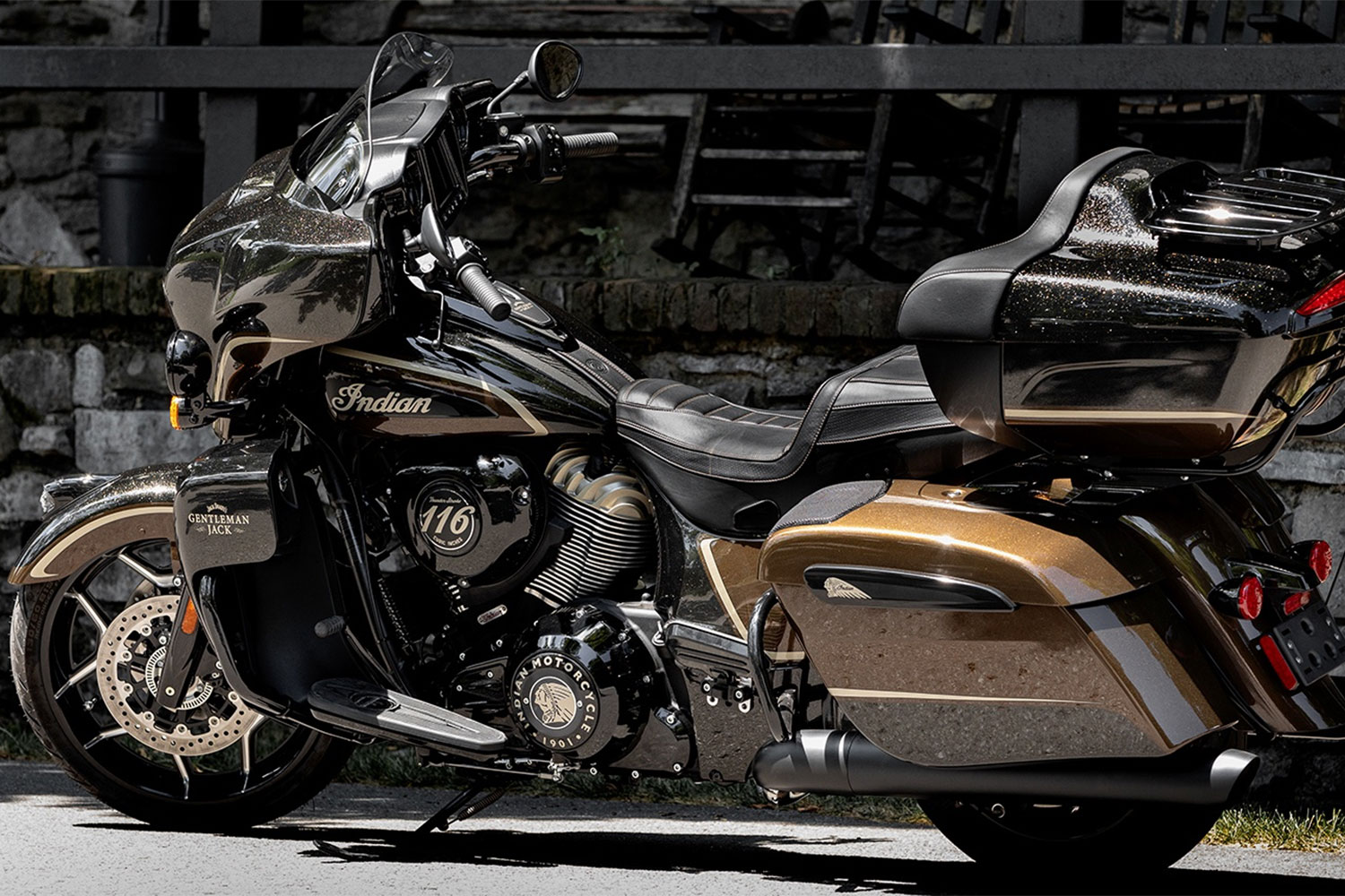 2021 jack daniels limited edition indian roadmaster dark horse motorcycle daniel s 4