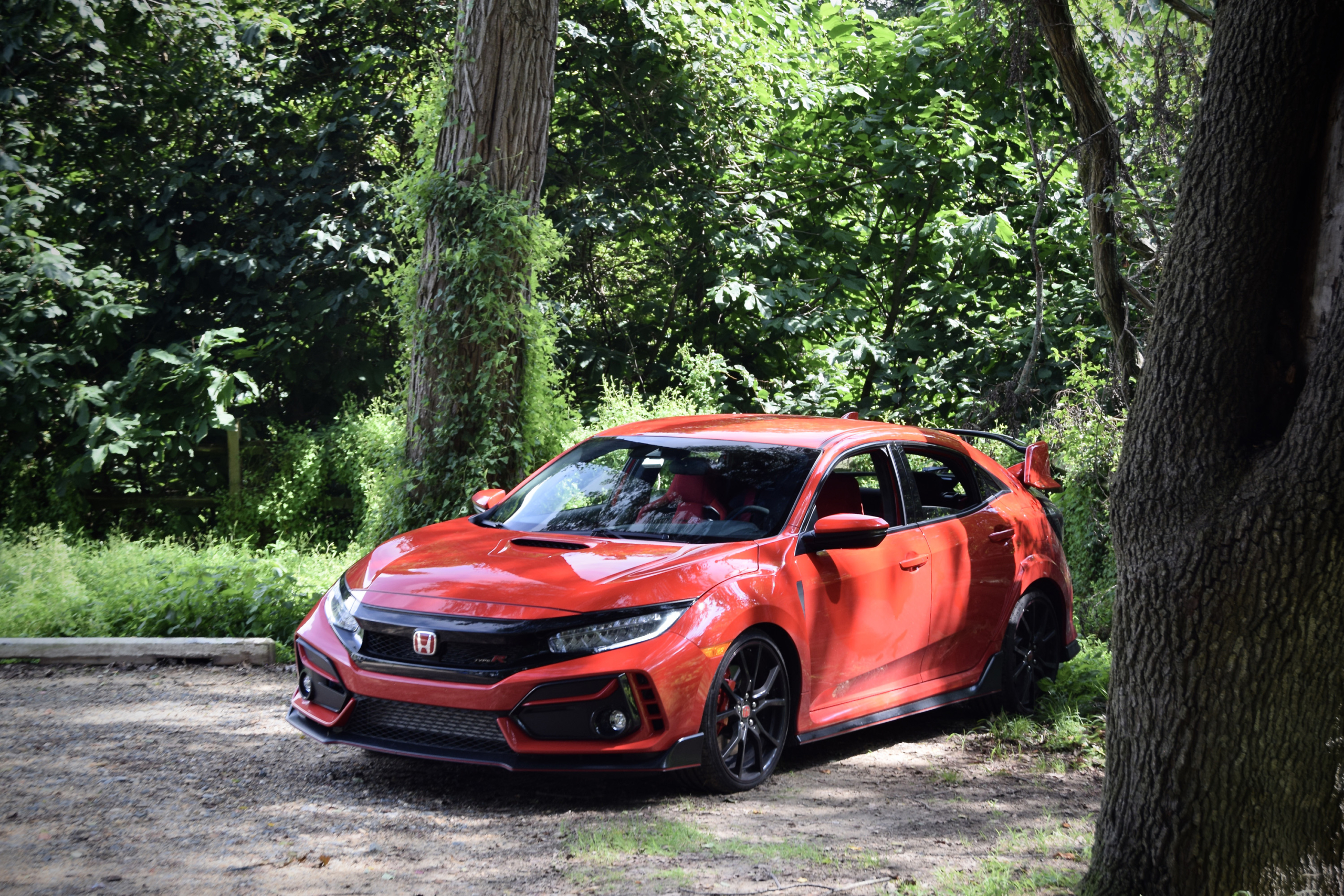 Honda Unveils $90,000 Civic Type R You Can Race