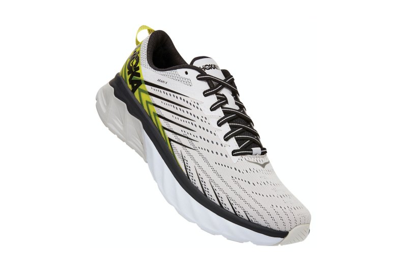 Hoka One One Men’s Arahi 4