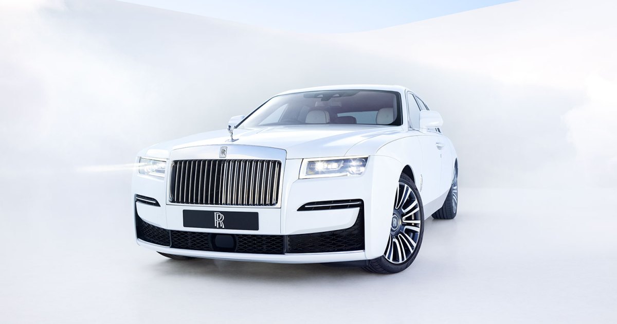 2022 Rolls-Royce Ghost Sedan Digital Showroom