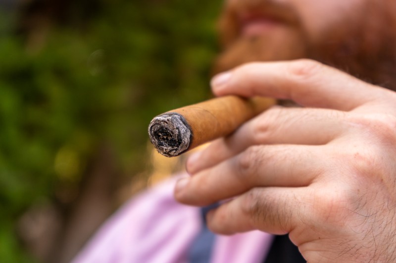 How To Smoke A Cigar | Holt's Cigar Company