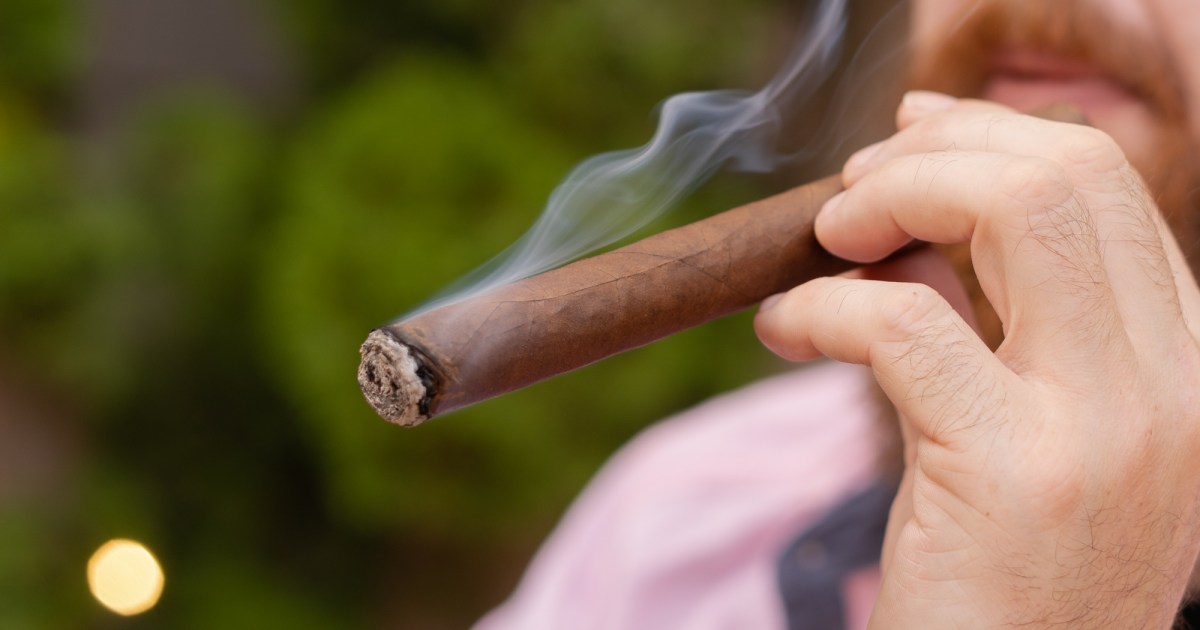 How to smoke a cigar: Our ultimate guide - The Manual
