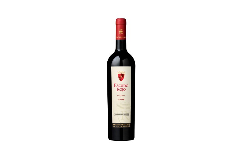 Escudo Rojo Reserva Cabernet bottle shot.
