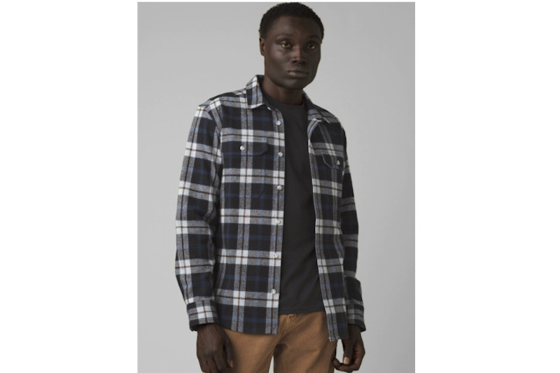 The 38 Best Shirts for Men To Wear 