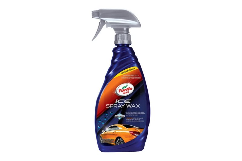 Turtle WAX T-477R Ice Spray in a spray bottle.