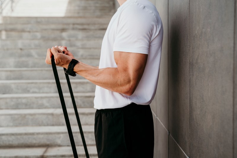 Resistance bands vs. dumbbells: Which are better? - The Manual