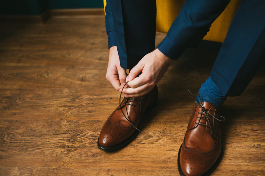 What Color Shoes to Wear With Your Suit