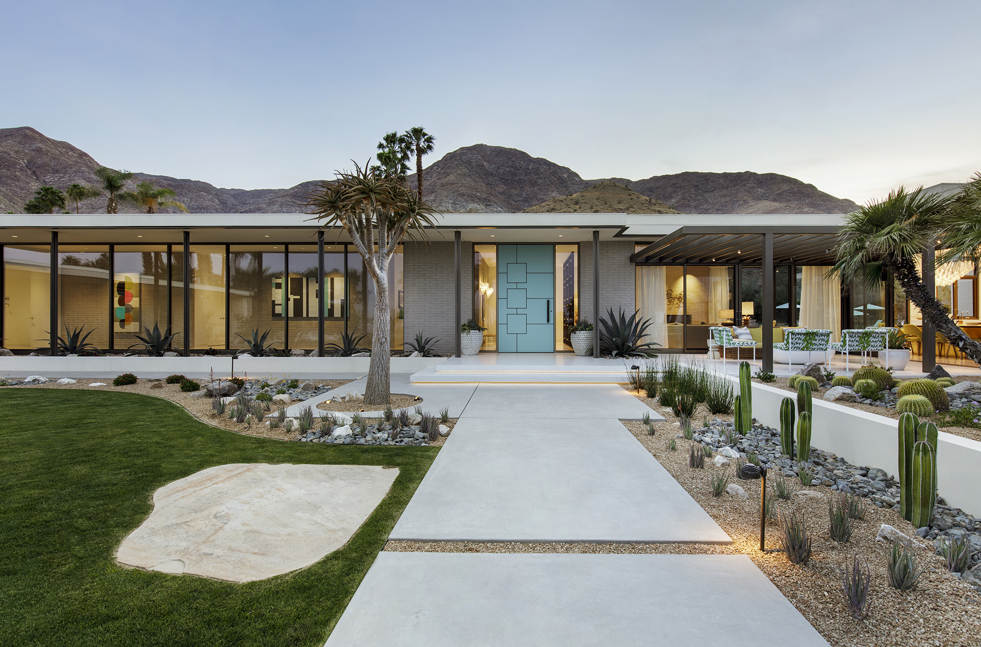 Thunderbird Heights Residence wide shot of entry with blue door