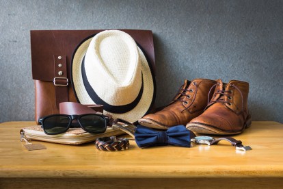 The 13 Best Clothing Subscription Boxes for Men in 2022 - The Manual