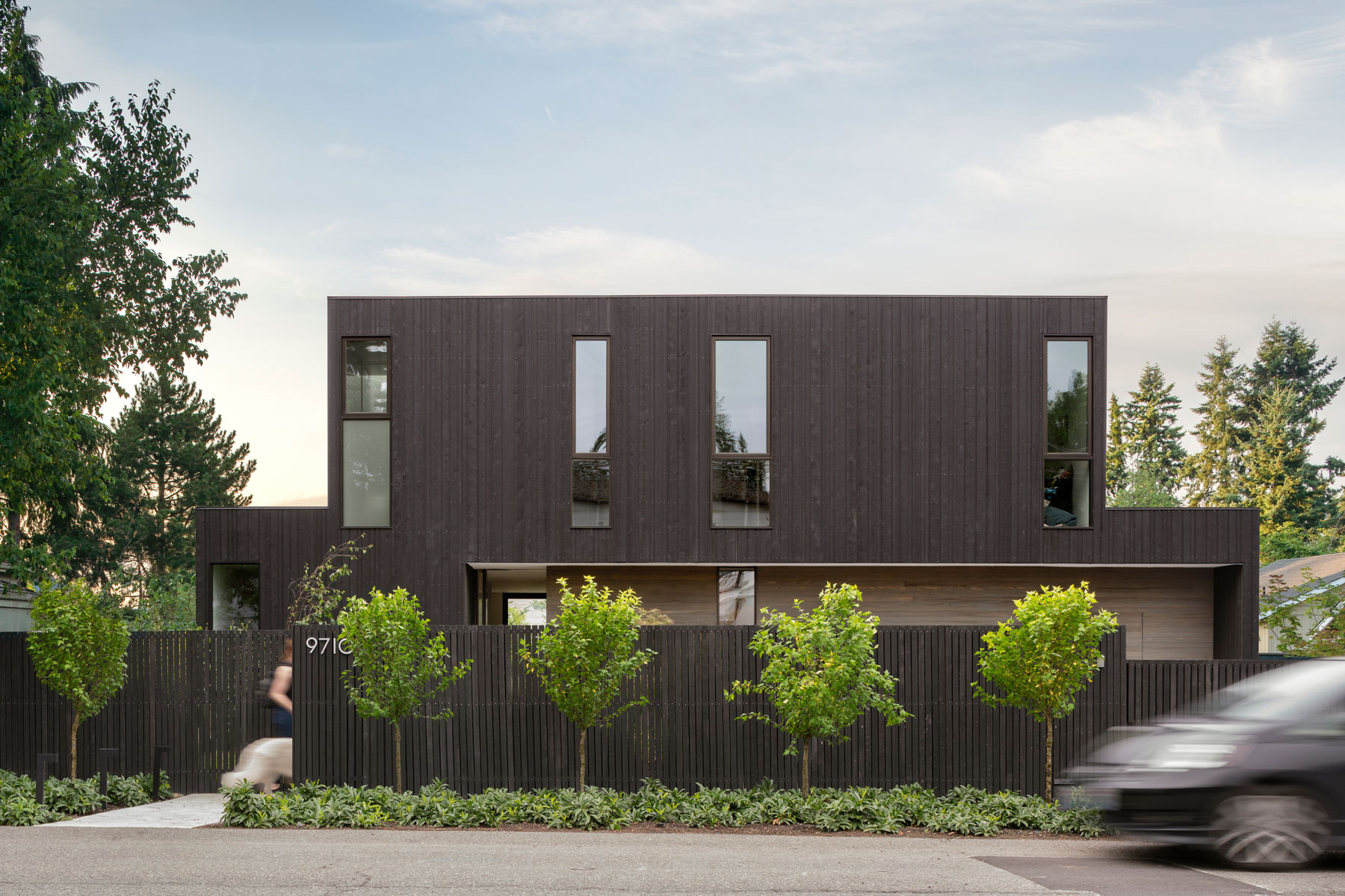 Full exterior shot of Yo-Ju Courtyard House