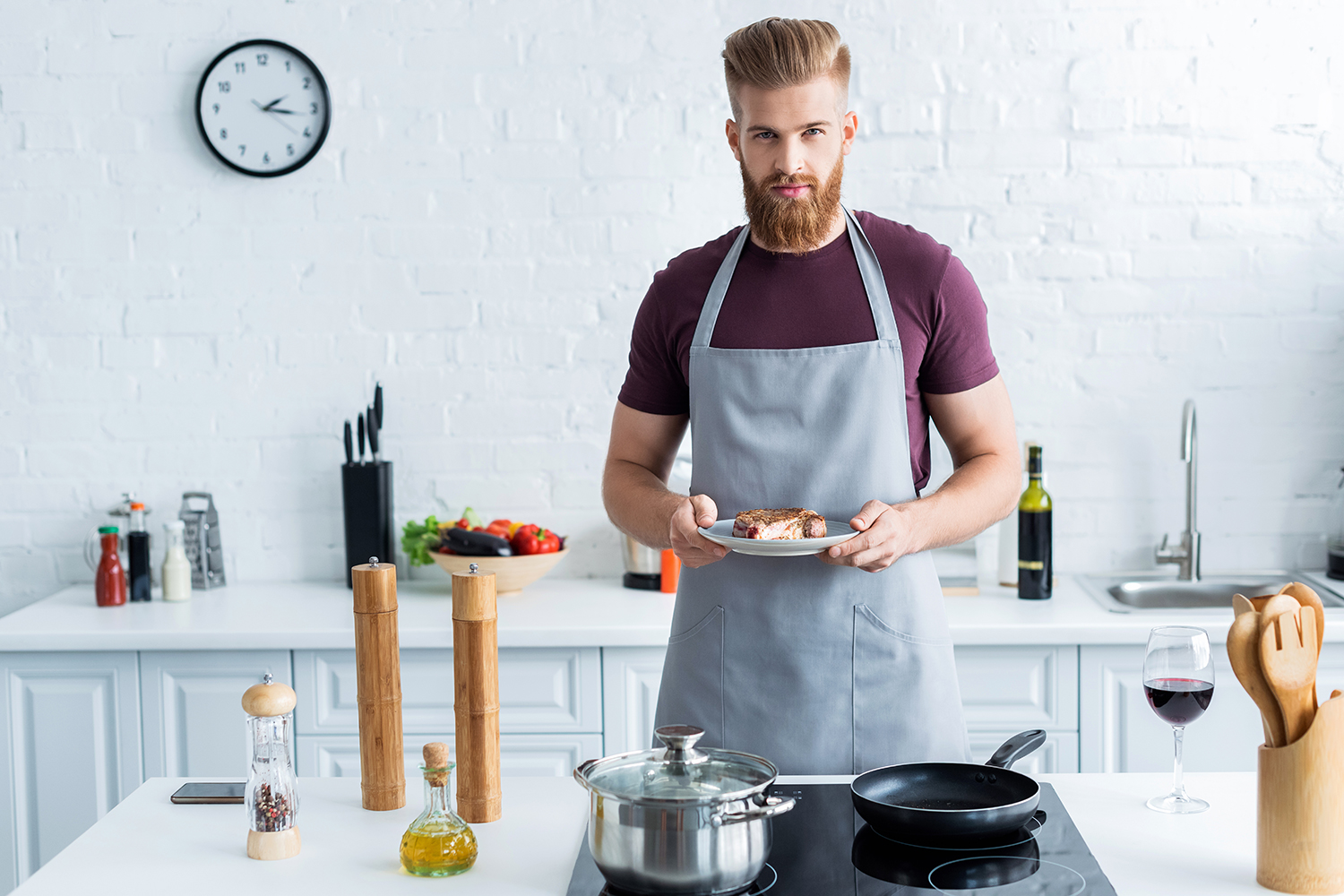 Colorful Cooking Apron In Kitchen Keep The Clothes Clean