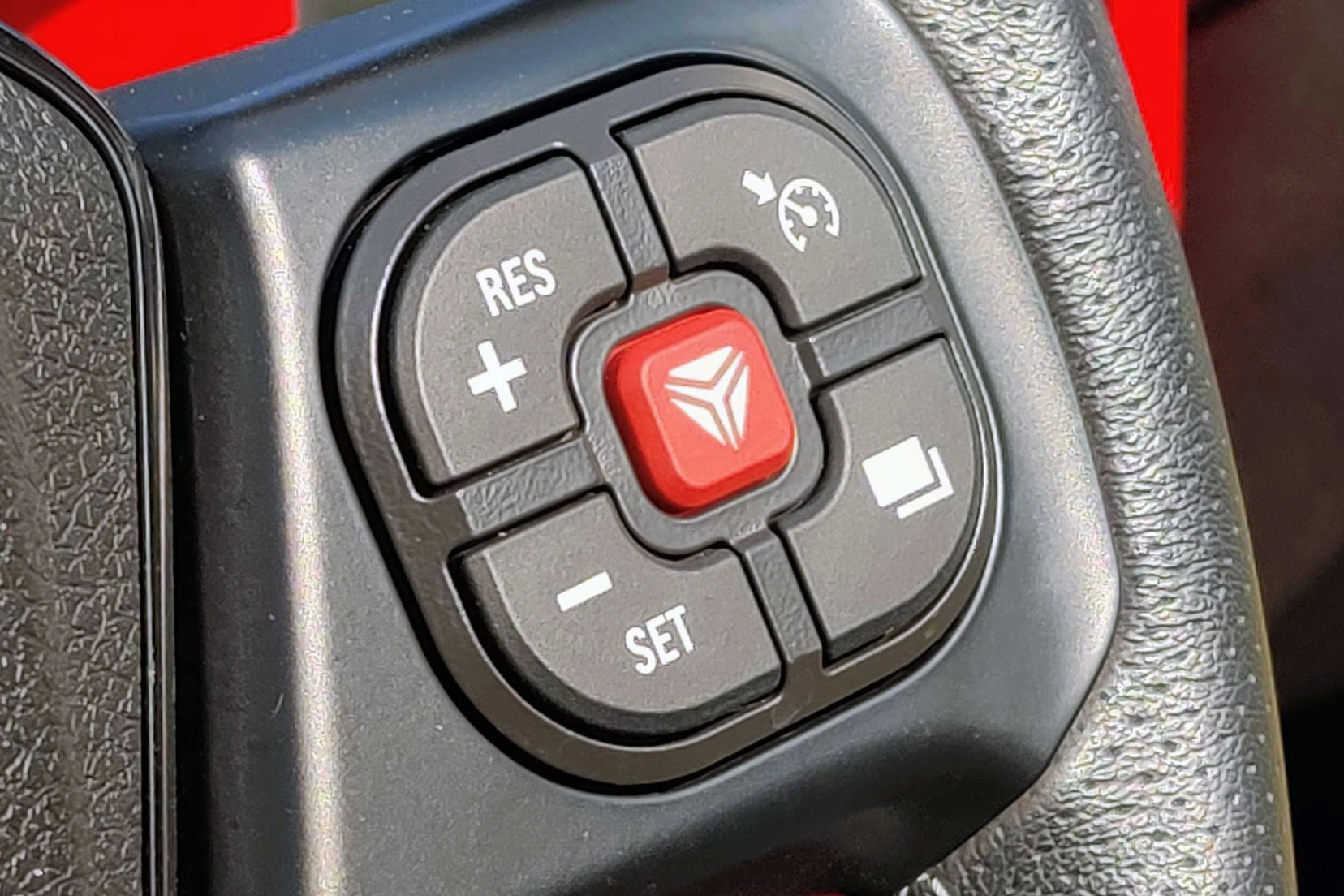 Slingshot Mode Button on Polaris Slingshot R