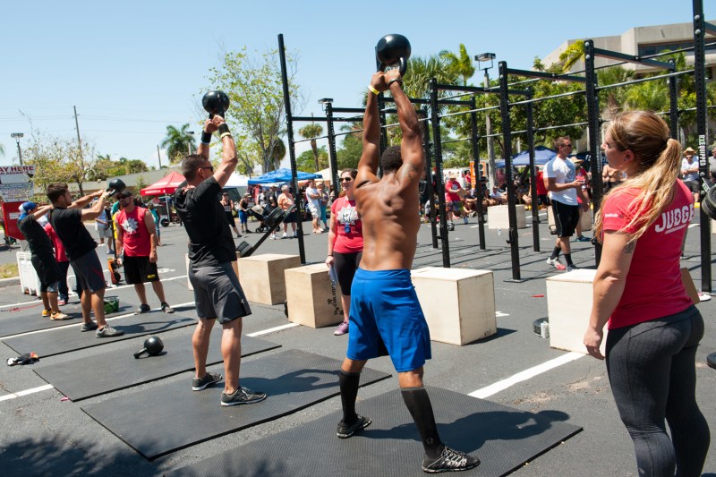men in a CrossFit competition.