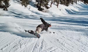 Stopping on a snowboard