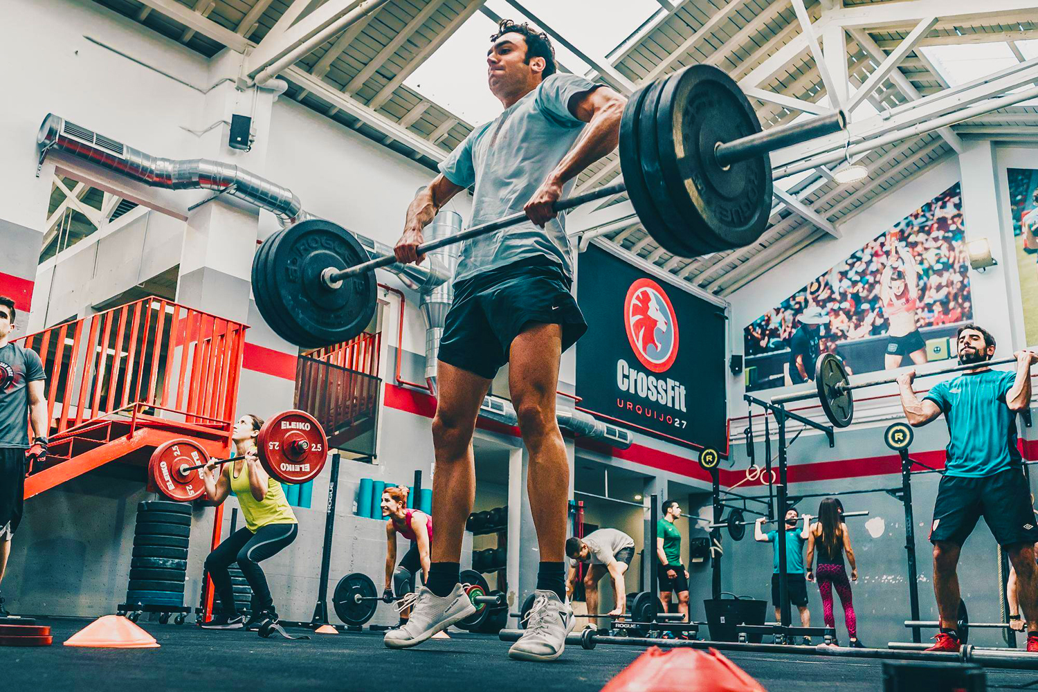 New to CrossFit? Check out our beginner's guide to CrossFit and its  workouts - The Manual