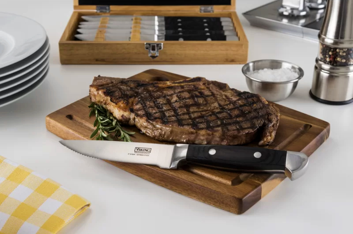 The Steak Knife Set, Kilne