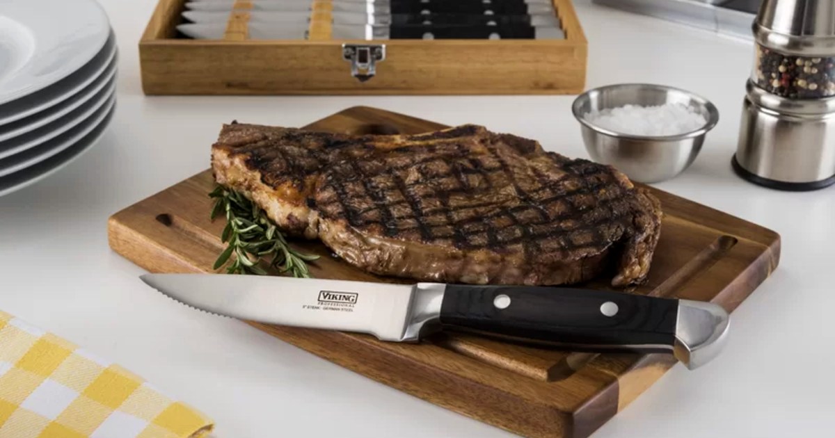 https://www.themanual.com/wp-content/uploads/sites/9/2021/04/viking-steakhouse-pakka-wood-steak-knife-7-piece-set.jpg?resize=1200%2C630&p=1