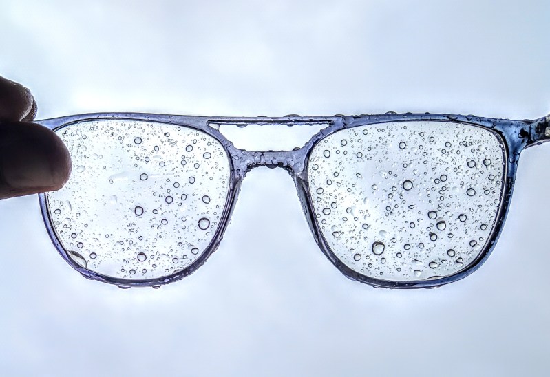 How to Clean Glasses and Sunglasses So You Can See Clearly - The Manual How to Clean Glasses and Sunglasses So You Can See Clearly - The Manual