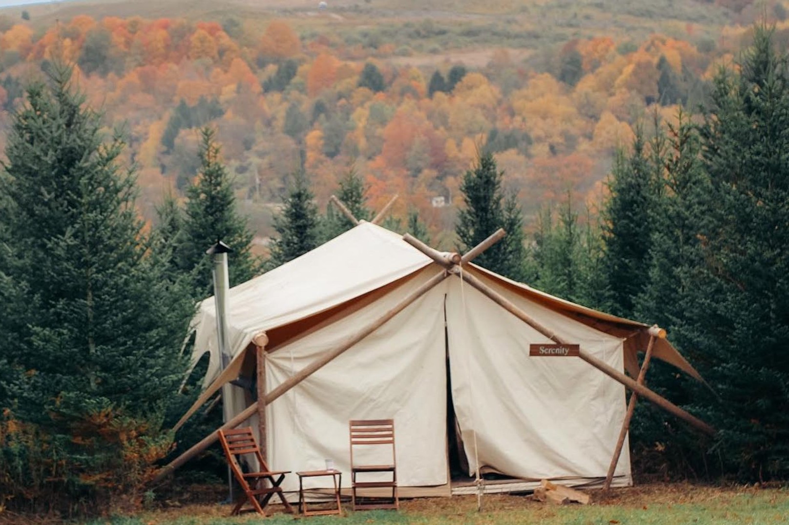 https://www.themanual.com/wp-content/uploads/sites/9/2021/05/hideaway-co-the-best-glamping-experience.jpg?fit=1616%2C1077&p=1