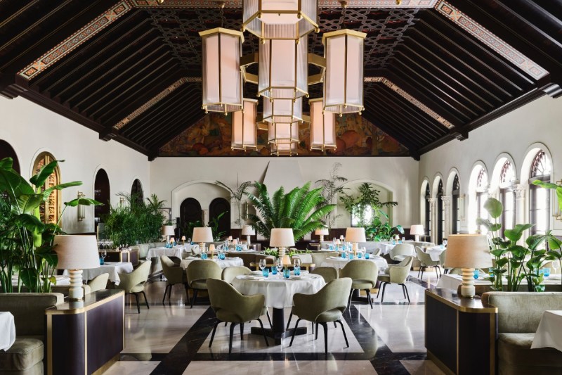 Your guide to the best Miami vacation - The Manual 17 Lido's Restaurant Champagne Bar