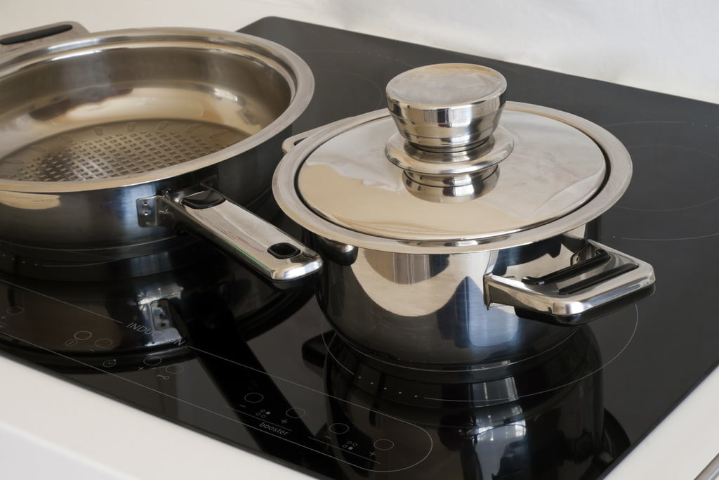 The right and wrong ways to clean stainless-steel pans - The Manual
