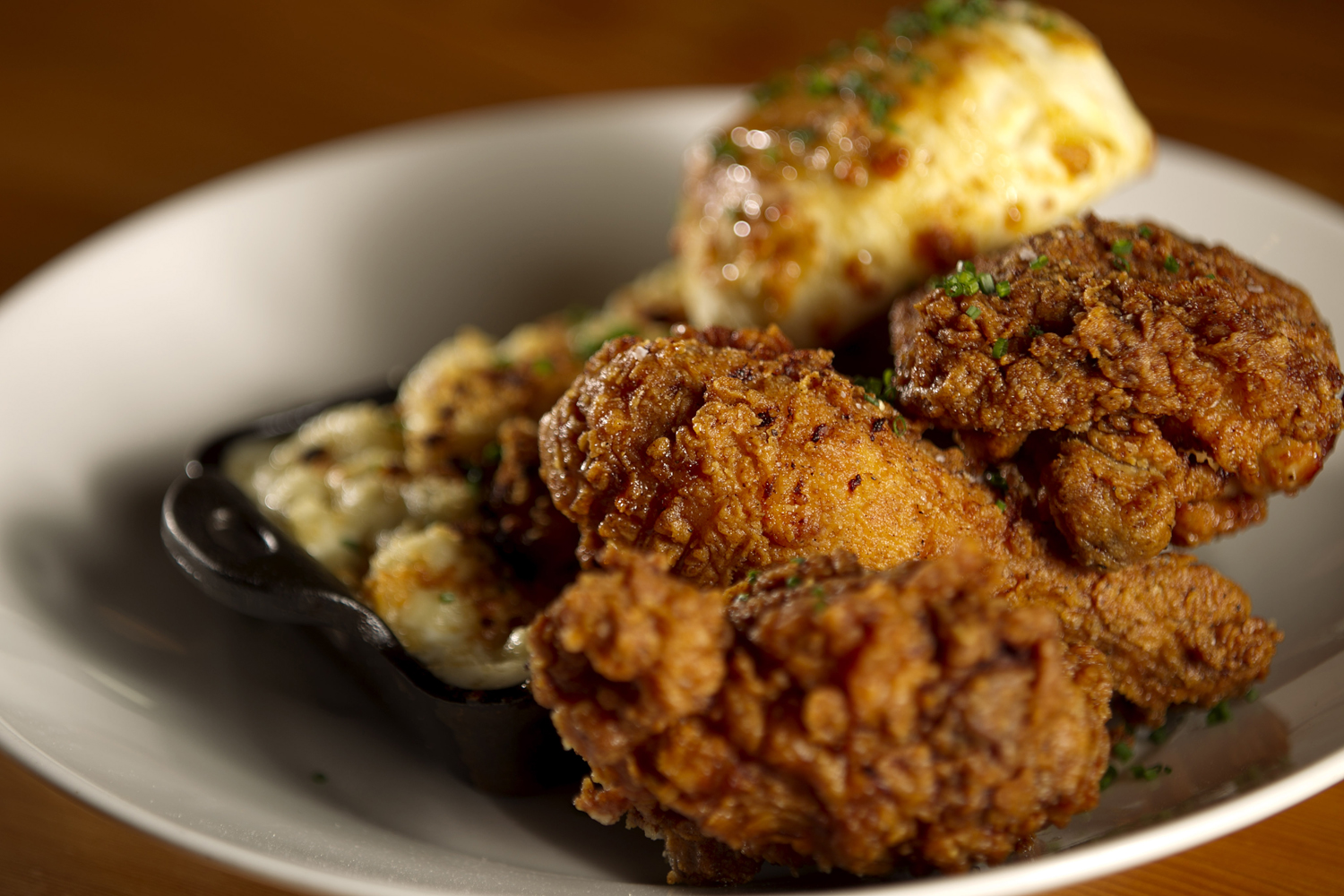 How to Cook Up the Crunchiest Southern-Style Buttermilk Fried Chicken ...