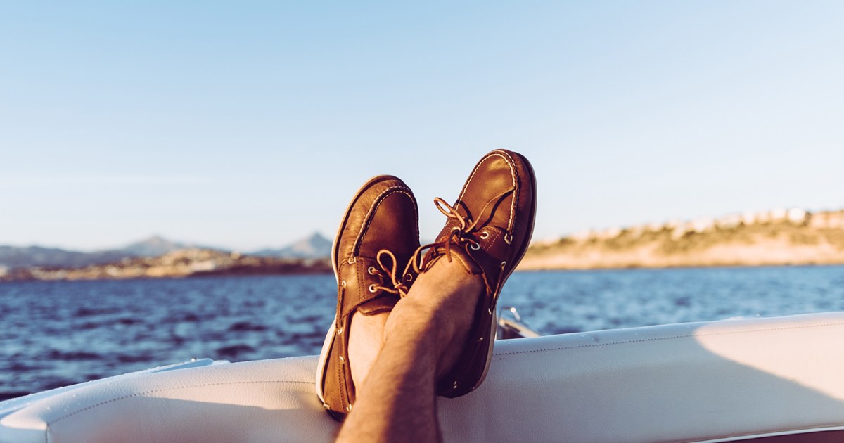 Best Boat Shoes 2021: Stylish Slip-Ons for Sailing, Walking, Fashion