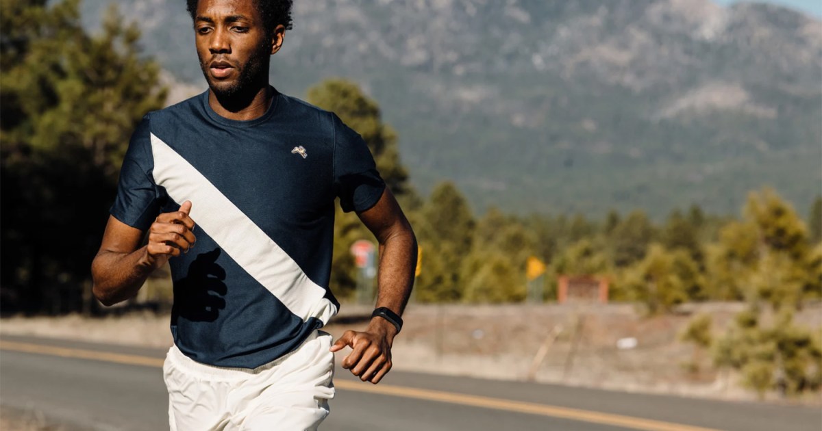 The 10 best men's workout shirts to help you get fit in 2023 The Manual