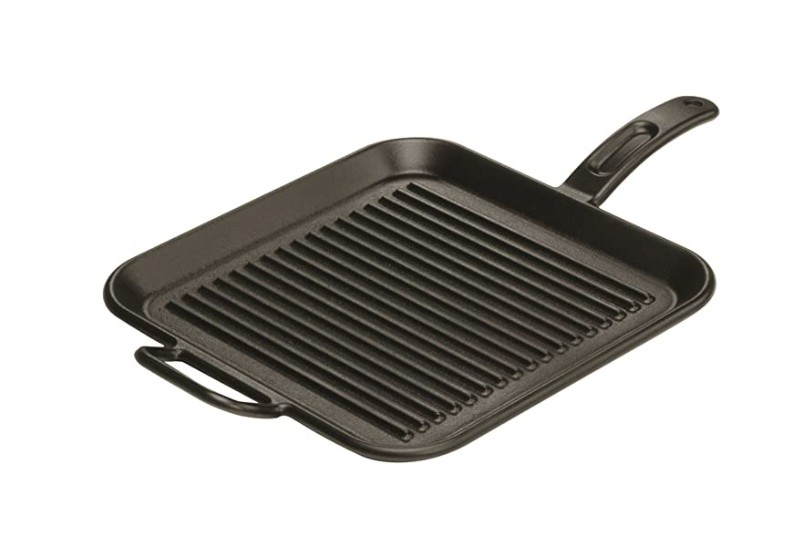 https://www.themanual.com/wp-content/uploads/sites/9/2021/07/lodge-grill-pan.jpg?fit=800%2C800&p=1