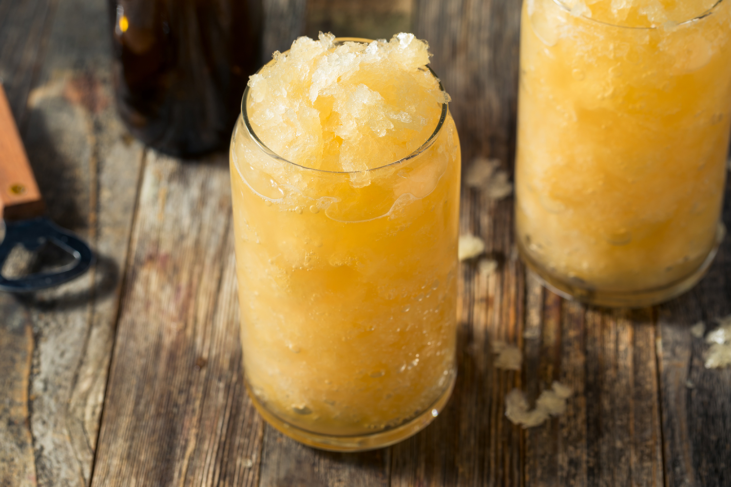 https://www.themanual.com/wp-content/uploads/sites/9/2021/08/a-frozen-beer-slushie.jpg?fit=1500%2C1000&p=1