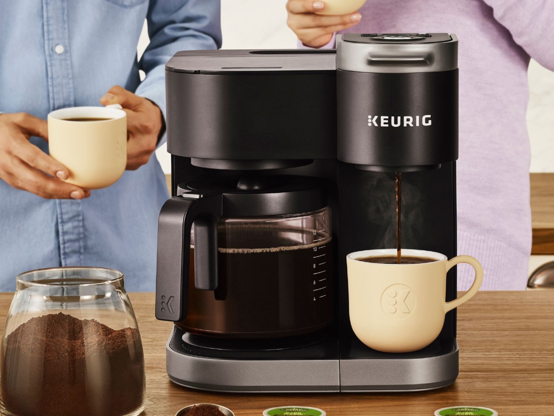 https://www.themanual.com/wp-content/uploads/sites/9/2021/08/keurig-k-duo-coffee-maker-brewing-a-cup.jpg?fit=1809%2C1357&p=1