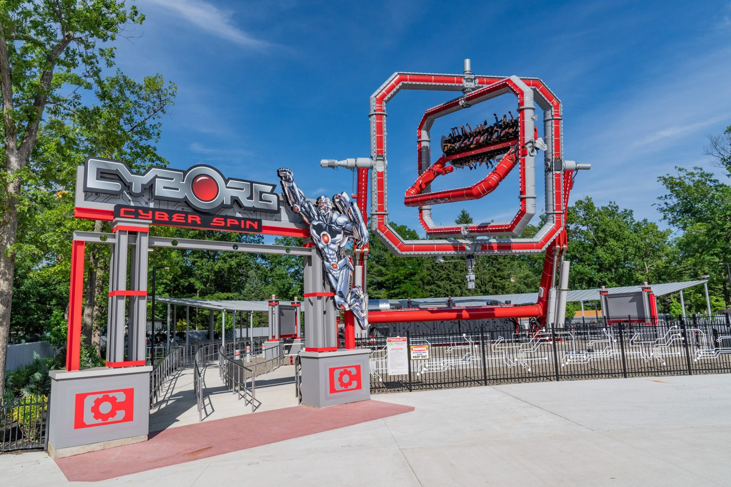The Cyborg Cyber Spin at Six Flags Great Adventure. 
