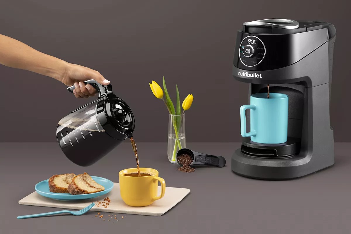https://www.themanual.com/wp-content/uploads/sites/9/2021/09/nutribullet-brew-choice-pod-carafe-coffee-maker-001.jpg?fit=800%2C800&p=1