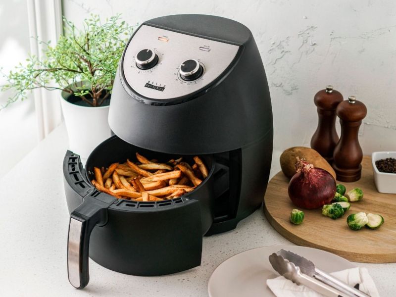 Bella Pro Series Air Fryer on counter.