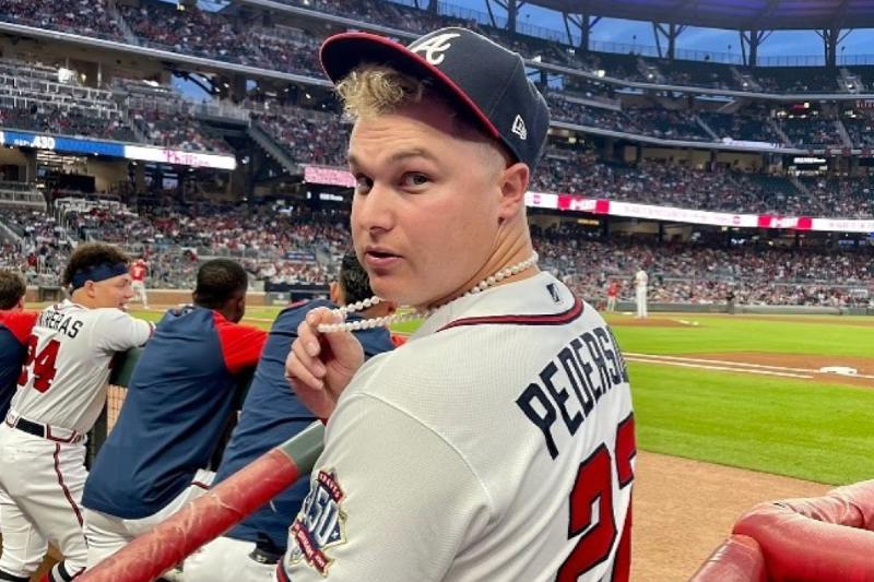 Atlanta Braves rightfielder Joc Pederson — it's gotta' be the pearls, right?