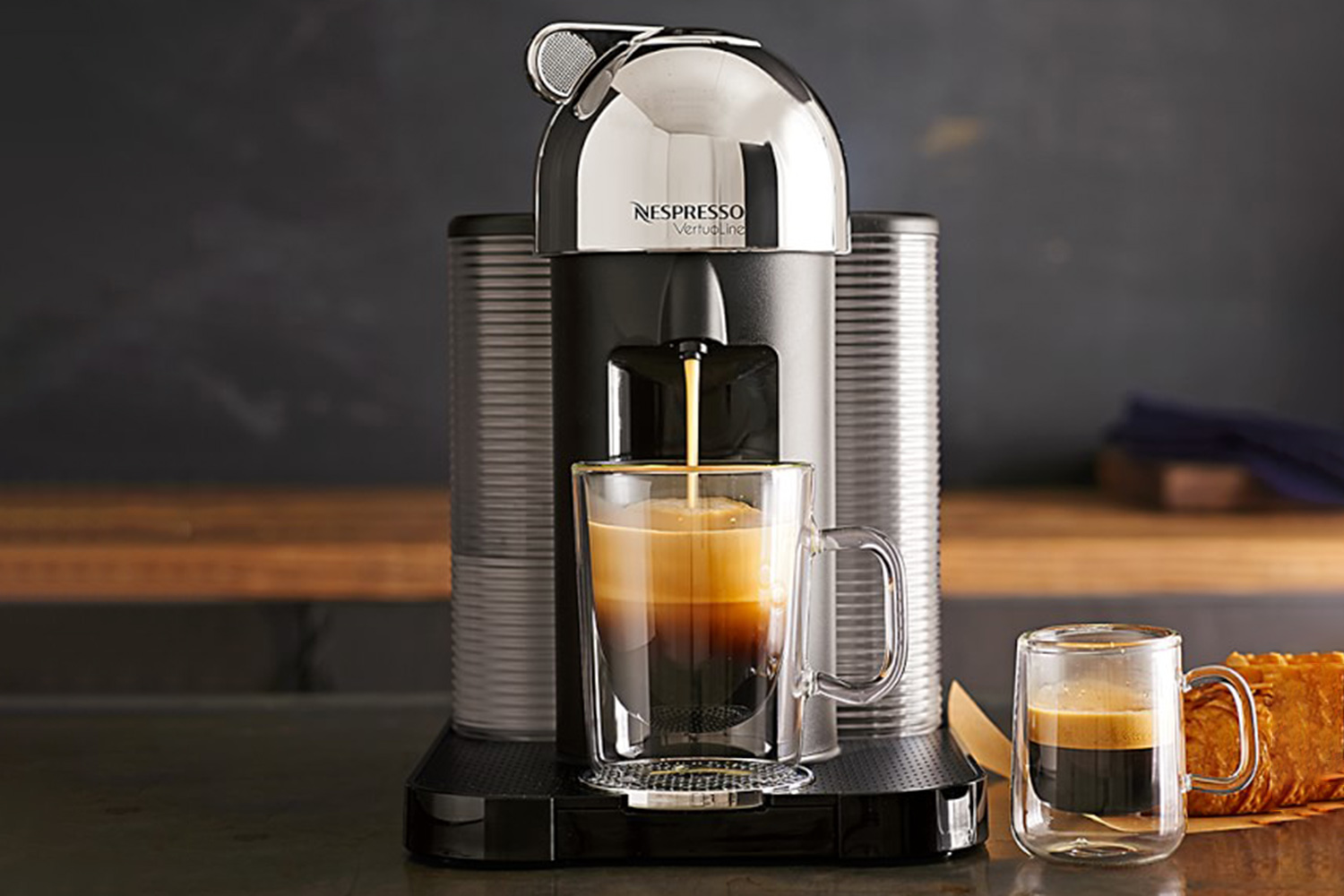 https://www.themanual.com/wp-content/uploads/sites/9/2021/10/nespresso-vertuoline-espresso-and-coffee-maker.jpg?fit=800%2C800&p=1