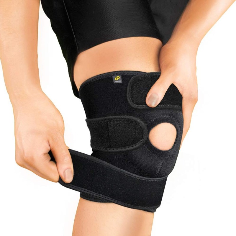 Bracoo KS10 Adjustable Knee Compression Brace.