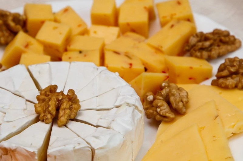 Cheese with biotin.