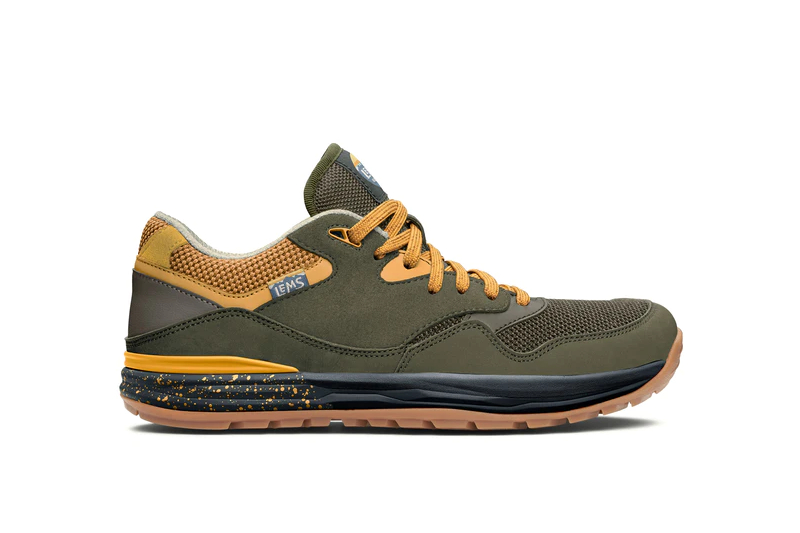 Rugged hiking sneakers for men